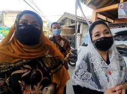 Titik Soeharto-Camelia Malik Hadiri Resepsi Pernikahan Putri Habib Rizieq