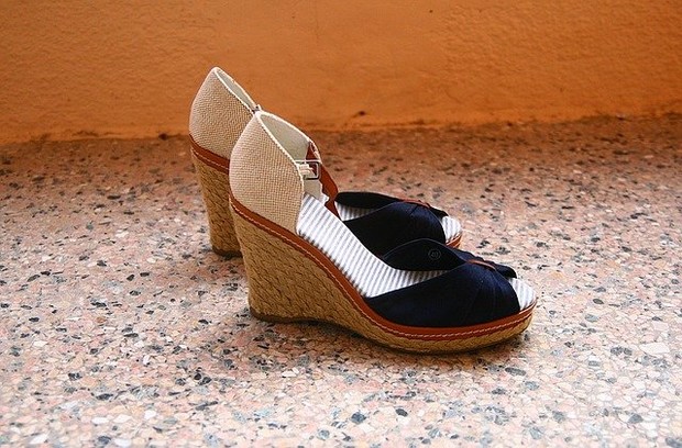 Wedges/pixabay.com Jenis sepatu wedges