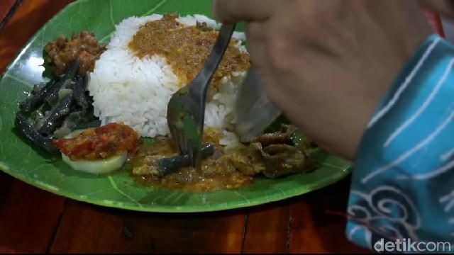 Yuk, Cicipi Nasi Plappa, Nasi Daging Berbumbu Rempah yang Mantap!