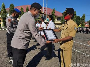 Ungkap Pembunuhan Dalam 6 Jam, 5 Polisi dan Kades di Situbondo Raih Penghargaan