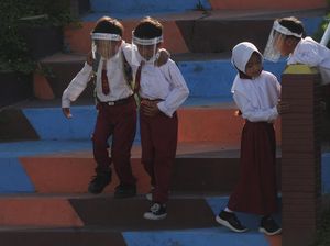 Aktivitas Sekolah di Lereng Merapi