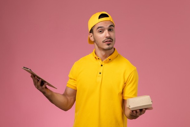 Biasanya biaya ini ada pada vendor logistik seperti penyewaan kursi, AC, dan lainnya.