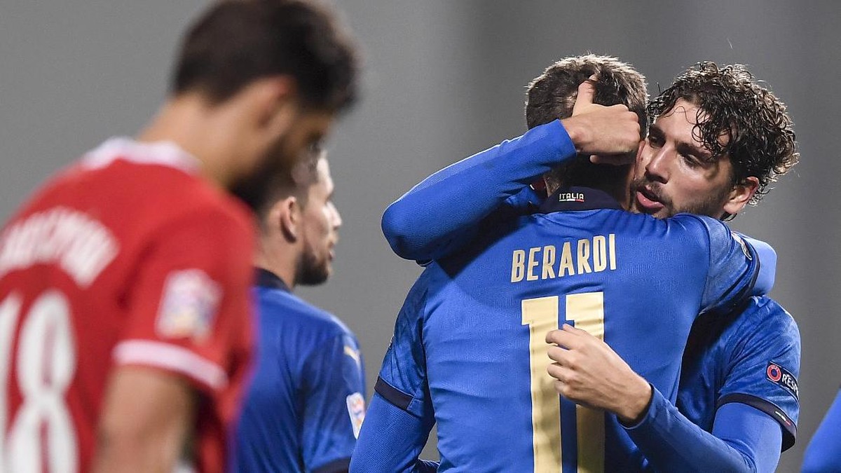 Timnas Italia menang 2-0 atas Polandia di laga lanjutan UEFA Nations League. (Foto: Fabio Ferrari/AP)