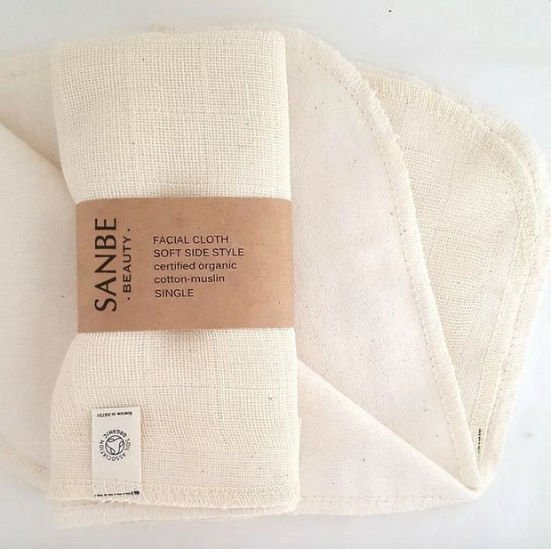 Hanya ada satu efek samping yang perlu kalian perhatikan saat menggunakan kain muslin ke dalam rutinitas kamu, yaitu menggosok berlebihan.