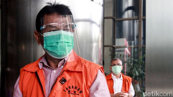 Eks Bupati Bogor Rachmat Yasin Kembali Diperiksa di KPK Eks Bupati Bogor Rachmat Yasin Kembali Diperiksa di KPK