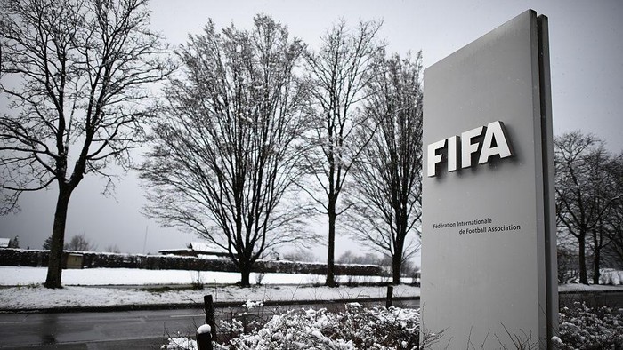ZURICH, SWITZERLAND - FEBRUARY 25:  A FIFA logo seen near the headquarter Home of FIFA ahead of tomorrows Extraordinary FIFA Congress to elect a new FIFA President at Hallenstadion on February 25, 2016 in Zurich, Switzerland.  (Photo by Matthias Hangst/Getty Images)