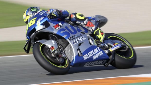 World championship leader, Spain's rider Joan Mir of the Team SUZUKI ECSTAR competes during the MotoGP Valencia Grand Prix in Ricardo Tormo Circuit in Valencia, Spain, Sunday, Nov. 15, 2020. (AP Photo/Alberto Saiz)