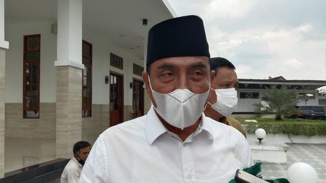 Kekhawatiran Gubsu Edy di Tengah Kasus Hinaan ke Ponpes Musthafawiyah Kekhawatiran Gubsu Edy di Tengah Kasus Hinaan ke Ponpes Musthafawiyah
