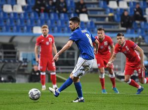 Video Kerasnya Laga Italia Vs Polandia: Gli Azzurri Menang 2-0