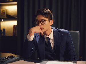 SHINees Back! Minho Rayakan Kembali dari Wamil Lewat Siaran Live