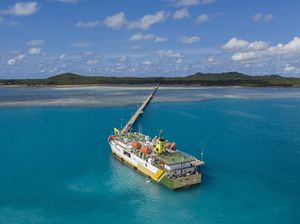 Pulau Laut, Mutiara di Ujung Natuna Pulau Laut, Mutiara di Ujung Natuna