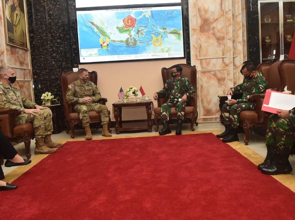 Panglima TNI Terima Kunjungan KSAD AS, Bahas Apa? Panglima TNI Terima Kunjungan KSAD AS, Bahas Apa?
