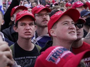 Pendukung Trump: Vaksin Hanya Untuk Mereka yang Takut Corona