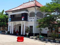 Tracing Keluarga Bupati Brebes, 12 Orang di Rumah Dinas Positif Corona