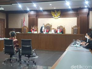 Momen Suami Pinangki Dicecar, Pengeluaran Istrinya Lebih Besar dari Gaji Momen Suami Pinangki Dicecar, Pengeluaran Istrinya Lebih Besar dari Gaji