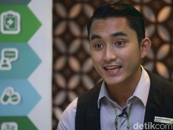 Dedikasi Pramugara: Bantu Lahiran sampai Bersihkan Sisa BAB Lansia di Pesawat