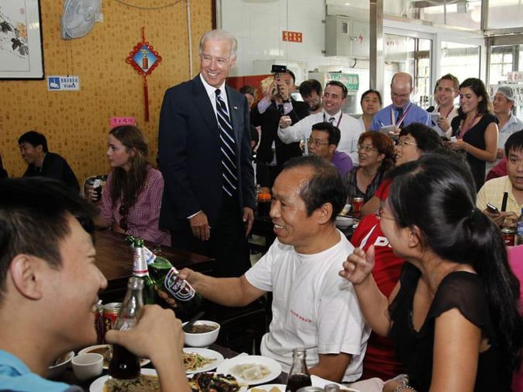 Biden Effect, Restoran di Beijing Kini Ramai Lagi