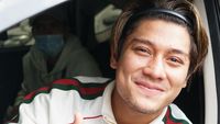 Rizky Billar Dulu Ingin Jadi TKI, Kini Dikerubungi Fans!