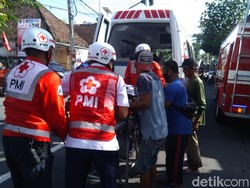 Tiga Tukang Tersengat Listrik Saat Bangun Ruko di Kota Blitar, Satu Tewas
