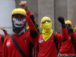 PP Turunan Ciptaker: Karyawan Kena PHK Dapat Pesangon Maksimal 19 Kali Gaji