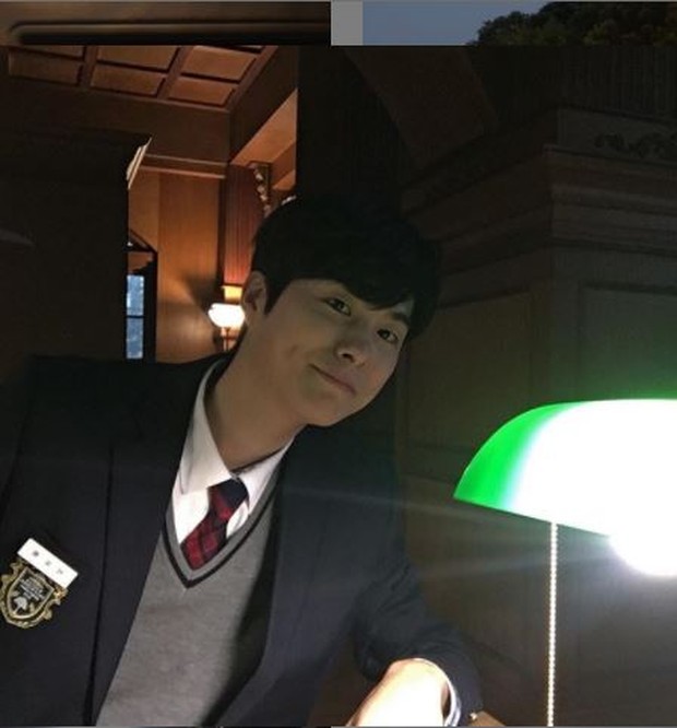 (Foto: instagram.com/jrjswn) Jung Gun Joo, karakter Lee Do Hwa di drama extraordiary you juga dikenal memiliki lesung pipi