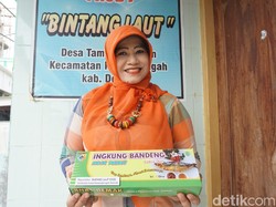 Gurih Banget! Bandeng Ingkung Cabut Duri Khas Istambul Demak