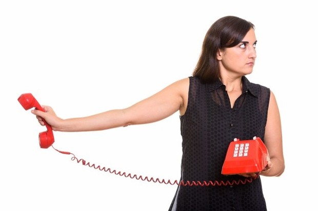 Menghadapi Mertua/ Sumber: Freepik.com Hal yang wajar terjadi ketika kamu dikelilingi oleh begitu banyak kritik, komentar, dan penghinaan. Kamu menangis dan menyesali situasi yang kamu hadapi, tetapi jika dibiarkan kamu akan mengalami pengaruh buruk untuk kondisi mentalmu secara keseluruhan.