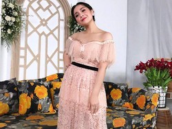 Nagita Slavina Punya Tea Set Hermès Rp 12 Juta, Netizen: Minum Pakai Motor Beat!