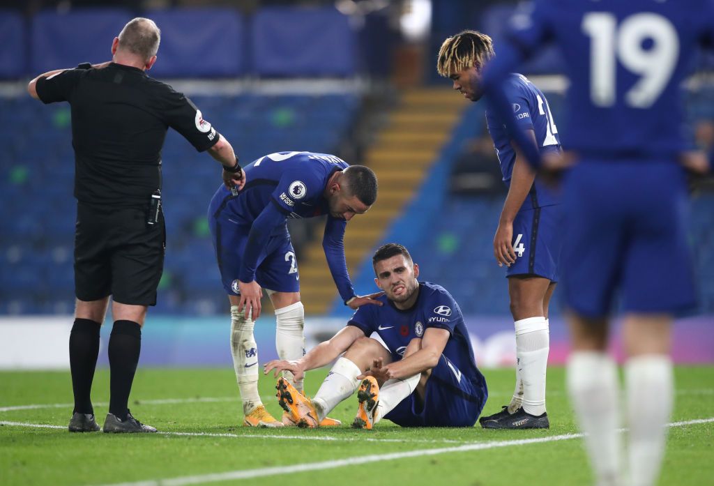 SOUTHAMPTON, ENGLAND - OCTOBER 25: Jannick Vestergaard of Southampton goes down injured during the Premier League match between Southampton and Everton at St Mary's Stadium on October 25, 2020 in Southampton, England. Sporting stadiums around the UK remain under strict restrictions due to the Coronavirus Pandemic as Government social distancing laws prohibit fans inside venues resulting in games being played behind closed doors. (Photo by Naomi Baker/Getty Images)