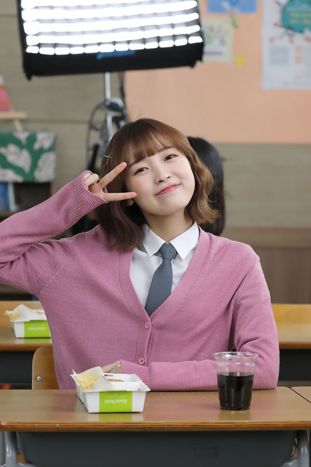 Rambut pendek bergelombang