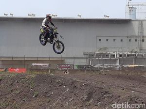 Melihat Sirkuit Off Road Tersembunyi di Jakarta