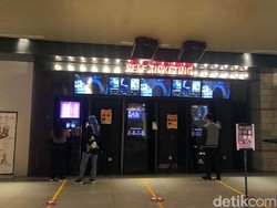 Nonton di Bioskop Saat Pandemi, Beli Tiketnya Dilayani Robot