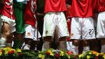 Foto: Momen-momen Indah Ronaldo dengan Setan Merah