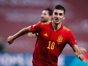 Ferran Torres Pelan-pelan Mencuri Perhatian