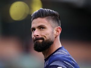Dikaitkan dengan Juventus, Olivier Giroud Bilang Begini