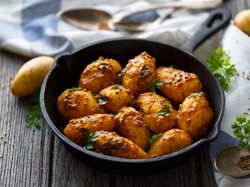 Kentang Panggang Renyah Dalam 20 Menit, Begini Caranya