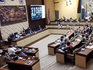 Komisi II Rapat Bersama KPU-Bawaslu, Bahas Persiapan Tahap Akhir Pilkada