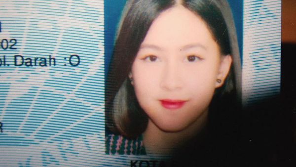 Deretan Foto KTP Artis, Ada yang Cantik Banget sampai Sulit Dikenali