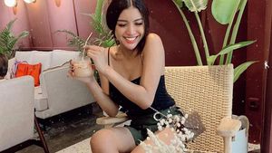 Makin Seksi, Ini Gaya Millen Cyrus Saat Makan Sushi
