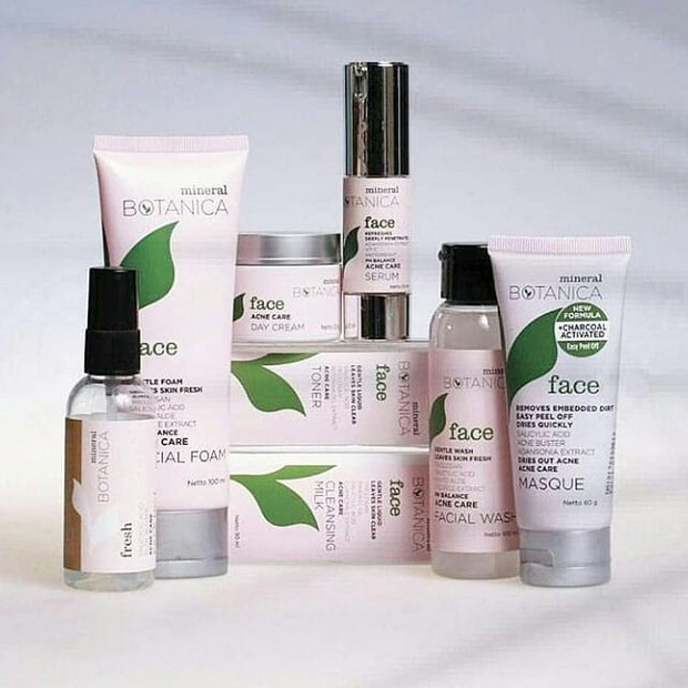 5 Rekomendasi Produk Skincare Lokal Terbaik untuk Kulit Berjerawat