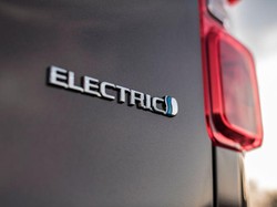 Bagi-bagi Tugas 4 BUMN Collabs Bangun Pabrik Baterai Mobil Listrik