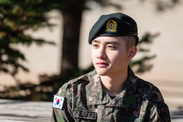 Penampilan D.O. EXO di Militer/ Foto: Soompi