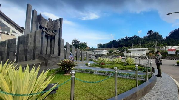 Pos Perbatasan Entikong Cantik Banget, Nggak Nyangka Dulunya Begini