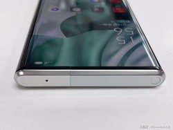 Pertama di Dunia! Penampakan Ponsel OPPO dengan Layar Gulung