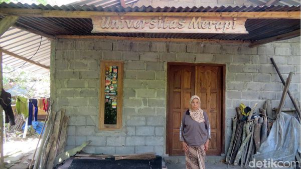 Potret Universitas Merapi, Berjarak 4 Km dari Puncak Gunung