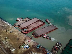 Pelabuhan Patimban Tak Mandek, Begini Progresnya Pelabuhan Patimban Tak Mandek, Begini Progresnya