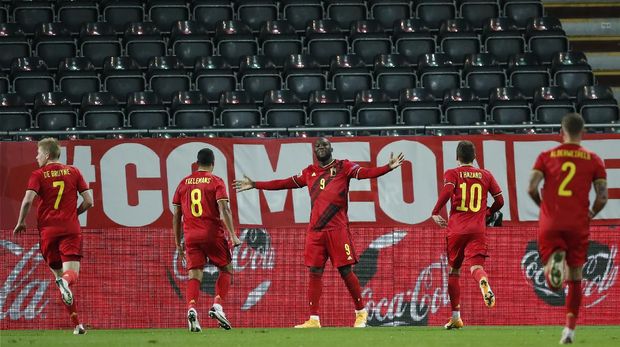 Belgium's Romelu Lukaku celebrates after scoring his side's second goal during the UEFA Nations League soccer match between Belgium and Denmark at the King Power stadium in Leuven, Belgium, Wednesday, Nov. 18, 2020. (AP Photo/Francisco Seco)