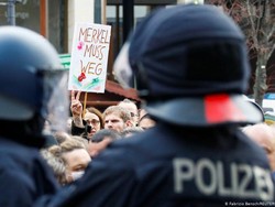 Demonstran Jerman Kritik UU Perlindungan Infeksi Seperti Kediktatoran Nazi