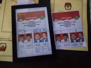 Saat Akhyar Tak Secerah Bobby