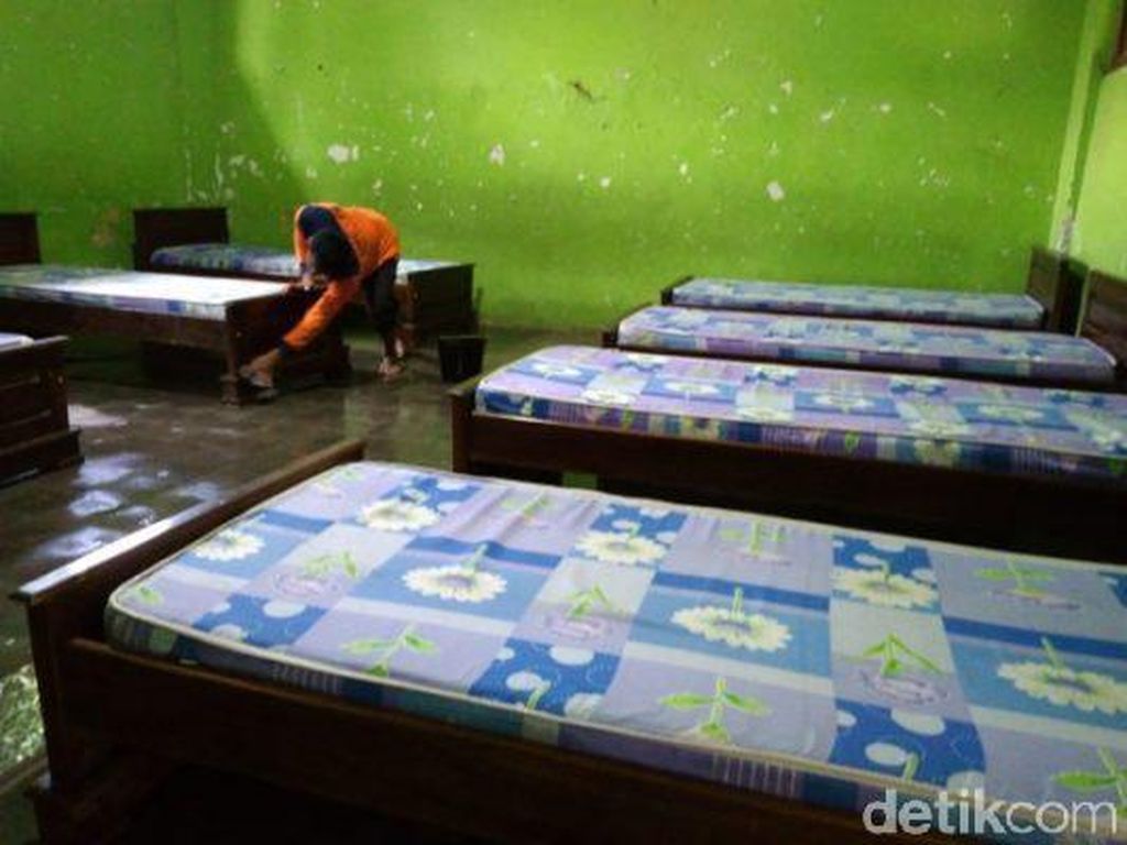 Satgas COVID-19 Kabupaten Kediri Tambah Gedung Isolasi Pasien OTG Satgas COVID-19 Kabupaten Kediri Tambah Gedung Isolasi Pasien OTG